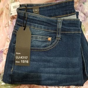Distressed Jean's - medium blue wash